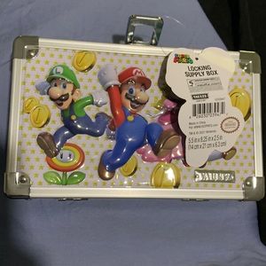 Super Mario Locking Supply Box